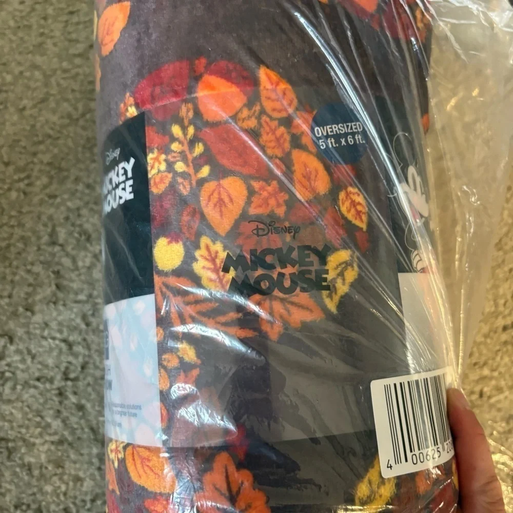 Disney Mickey Mouse Head Fall Leaves Fleece Blanket NEW Oversized 60x72” Brown